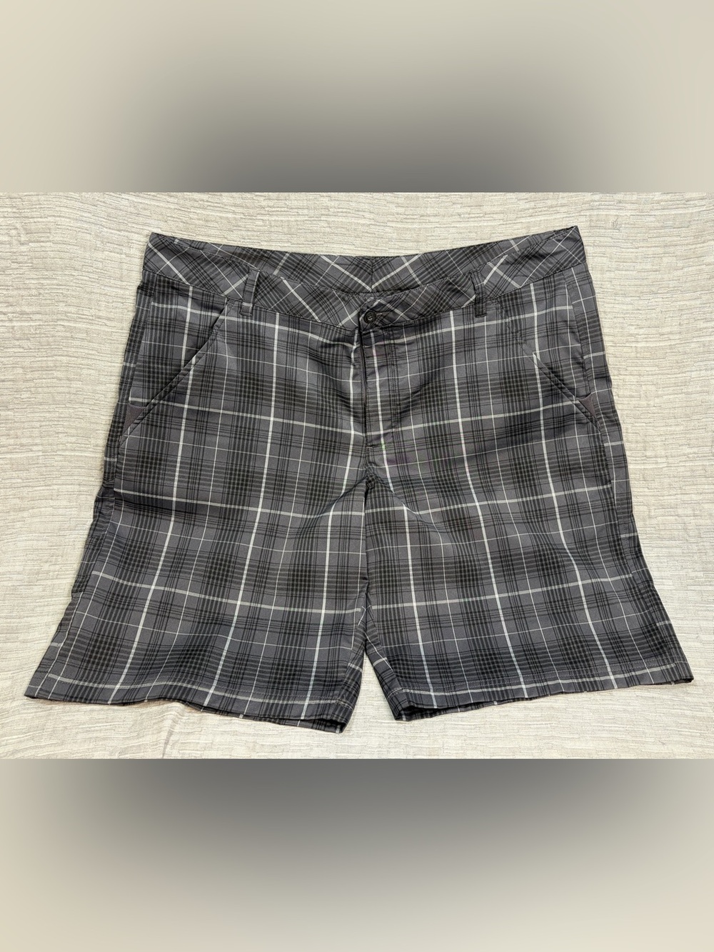 FILA Sport Golf Grey/Black PLAID Checkered Flat Front Chino Shorts